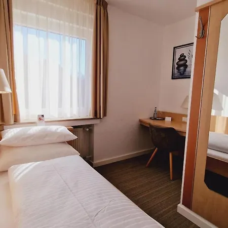 Hotel Garni Metzingen (Tubingen)