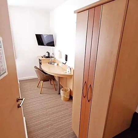 Garni Superior Hotel Metzingen (Tubingen)