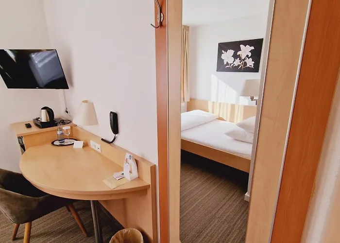 Garni Superior Hotel Metzingen (Tubingen)