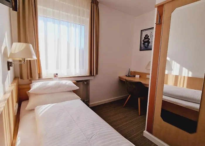 Hotel Garni Superior Metzingen (Tubingen)